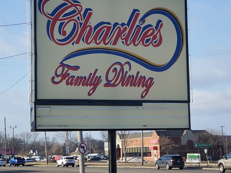 Charlie's Family Dining exterior